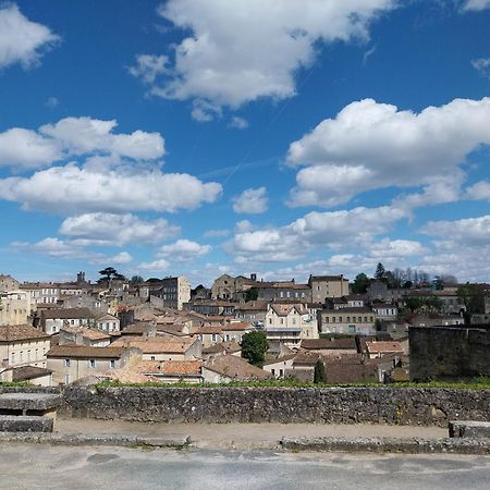 Apartamento HôTes De Saint-Emilion II Exterior foto