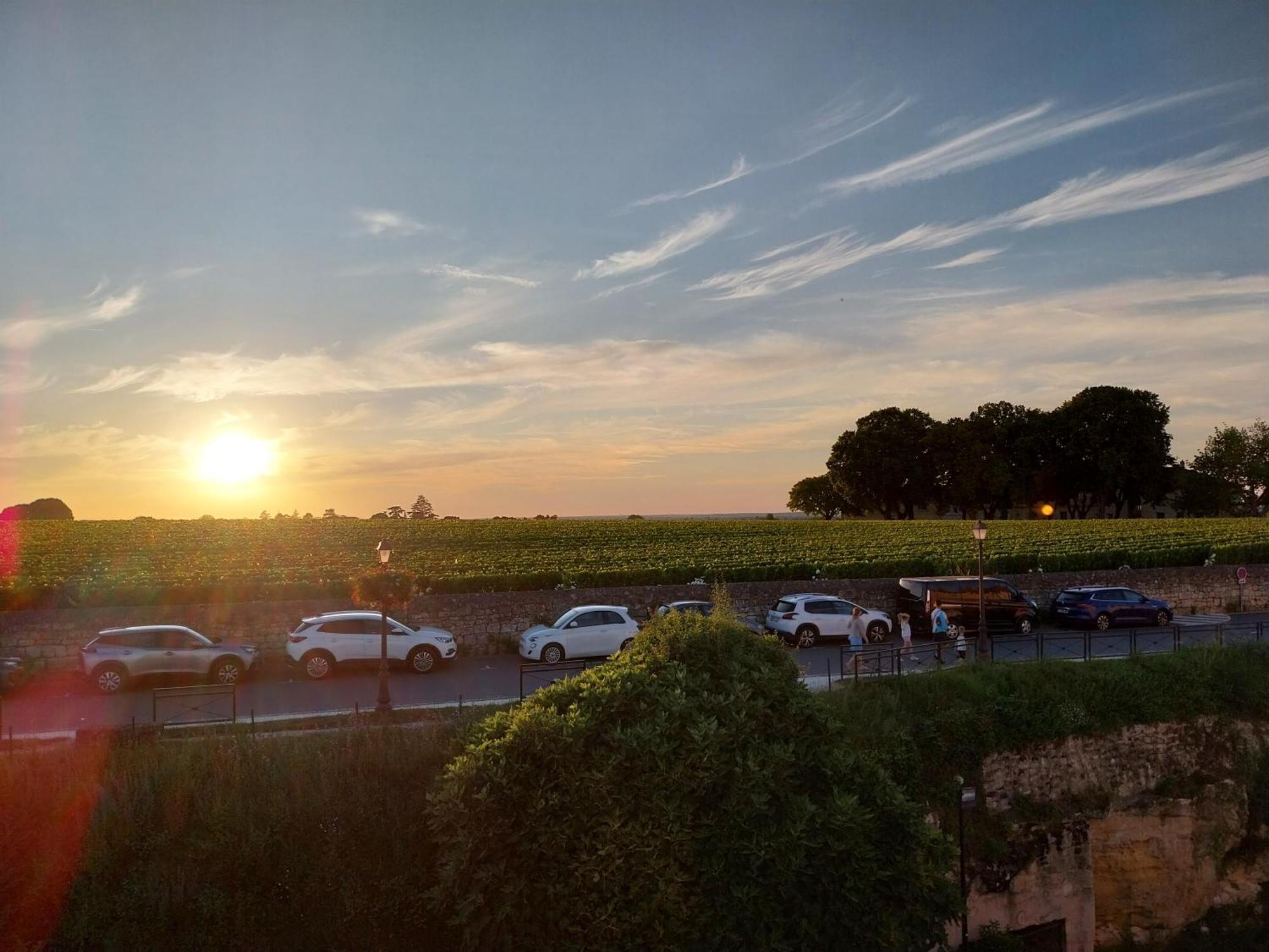 Apartamento HôTes De Saint-Emilion II Exterior foto
